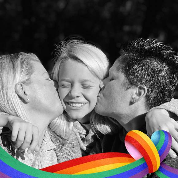 Meet your Posher, Nicole - Picture 1 of 1